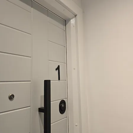 Azure 2-apartments * Tiran